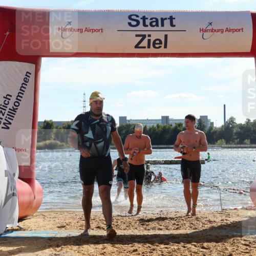 07.09.2025 - 19. Norderstedt Triathlon Luisa Fischer http://msf.ph/oto/8766554 07.09.2025 15:11:19 Schwimmen 378, 409, 890, 924, 1423, 1444, 1464 meine-sportfotos.de