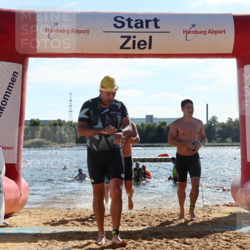 07.09.2025 - 19. Norderstedt Triathlon Luisa Fischer http://msf.ph/oto/8766563 07.09.2025 15:11:20 Schwimmen 378, 409, 890, 924, 1423, 1444, 1464 meine-sportfotos.de