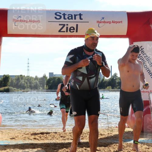 07.09.2025 - 19. Norderstedt Triathlon Luisa Fischer http://msf.ph/oto/8766579 07.09.2025 15:11:22 Schwimmen 378, 409, 924, 1423, 1444, 1464 meine-sportfotos.de