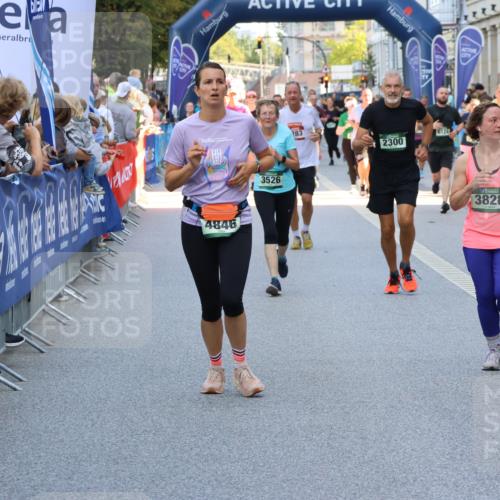 07.09.2025 - BARMER Alsterlauf Strokosch-Dieckow http://msf.ph/oto/8766604 07.09.2025 10:11:41 Ziel 2171, 2200, 2331, 2599, 2995, 3036, 3126, 3302, 3613, 3614, 4193, 4264, 4415, 4970, 5175, 5214, 5410, 5418, 5613, 5614, 5638, 5813, 5827, 5911, 5956, 6008, 6009, 6126, 6310, 6323, 8145, 8181, 8182, 8228, 8229, 8498 meine-sportfotos.de