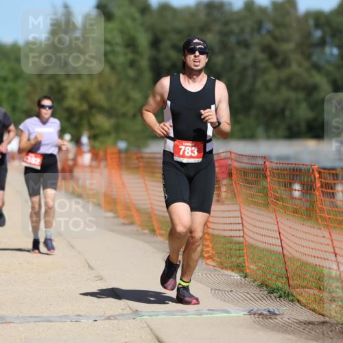 07.09.2025 - 19. Norderstedt Triathlon Michael Strokosch http://msf.ph/oto/8766609 07.09.2025 13:00:30 Laufen 728, 752, 783, 1382 meine-sportfotos.de
