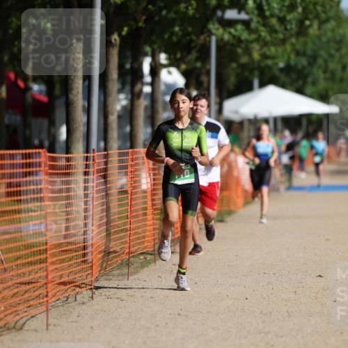 07.09.2025 - 19. Norderstedt Triathlon Michael Strokosch http://msf.ph/oto/8766644 07.09.2025 10:50:26 Laufen 110, 677, 1126 meine-sportfotos.de