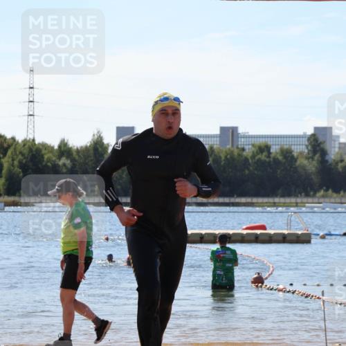 07.09.2025 - 19. Norderstedt Triathlon Luisa Fischer http://msf.ph/oto/8766647 07.09.2025 12:40:57 Schwimmen 312 meine-sportfotos.de