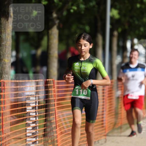 07.09.2025 - 19. Norderstedt Triathlon Michael Strokosch http://msf.ph/oto/8766661 07.09.2025 10:50:28 Laufen 67, 110, 1126 meine-sportfotos.de