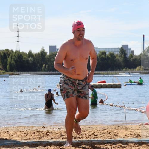 07.09.2025 - 19. Norderstedt Triathlon Luisa Fischer http://msf.ph/oto/8766674 07.09.2025 12:41:23 Schwimmen 315 meine-sportfotos.de