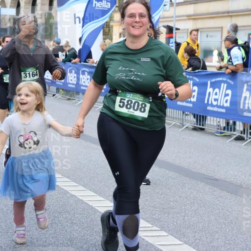 07.09.2025 - BARMER Alsterlauf Strokosch-Dieckow http://msf.ph/oto/8766681 07.09.2025 10:11:32 Ziel 2171, 2293, 2846, 2847, 3036, 3126, 3327, 3366, 3367, 3613, 3614, 3692, 3792, 4193, 4376, 4415, 4491, 4970, 5175, 5214, 5418, 5448, 5649, 5650, 5758, 5760, 5813, 5827, 5911, 5956, 6008, 6009, 6130, 6144, 6180, 8038, 8039, 8126, 8145 meine-sportfotos.de