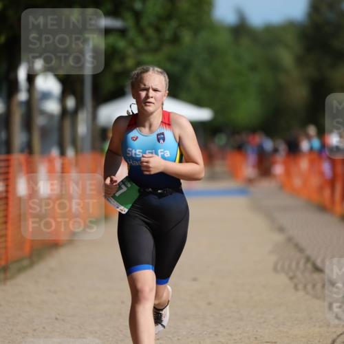 07.09.2025 - 19. Norderstedt Triathlon Michael Strokosch http://msf.ph/oto/8766702 07.09.2025 10:50:34 Laufen 67, 110, 1126 meine-sportfotos.de