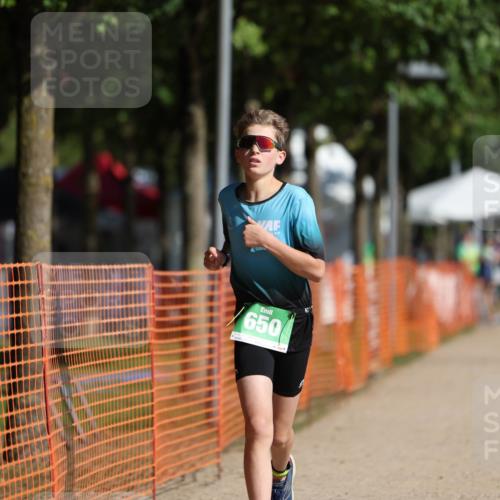 07.09.2025 - 19. Norderstedt Triathlon Michael Strokosch http://msf.ph/oto/8766748 07.09.2025 10:50:45 Laufen 650 meine-sportfotos.de