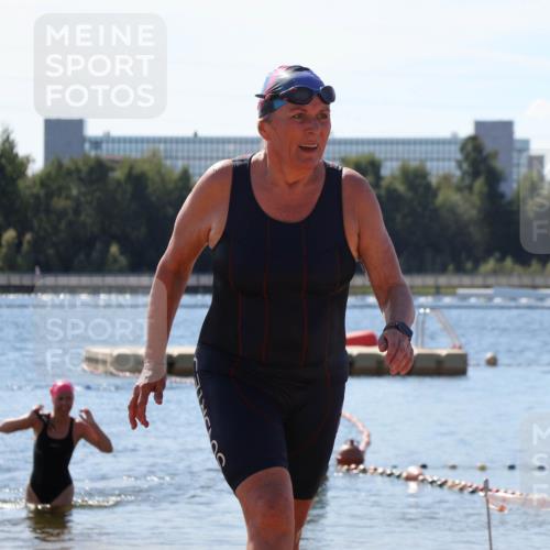 07.09.2025 - 19. Norderstedt Triathlon Luisa Fischer http://msf.ph/oto/8766815 07.09.2025 12:42:51 Schwimmen 314 meine-sportfotos.de