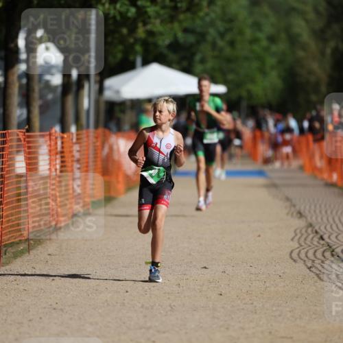 07.09.2025 - 19. Norderstedt Triathlon Michael Strokosch http://msf.ph/oto/8766821 07.09.2025 10:51:04 Laufen 80, 663, 687 meine-sportfotos.de