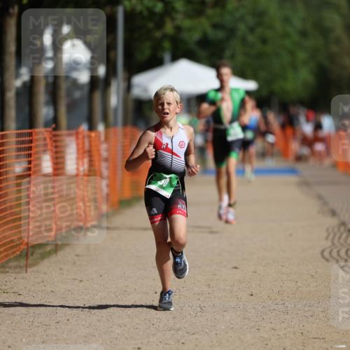 07.09.2025 - 19. Norderstedt Triathlon Michael Strokosch http://msf.ph/oto/8766836 07.09.2025 10:51:06 Laufen 80, 663 meine-sportfotos.de