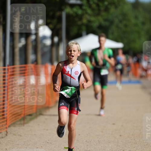 07.09.2025 - 19. Norderstedt Triathlon Michael Strokosch http://msf.ph/oto/8766844 07.09.2025 10:51:07 Laufen 80, 663 meine-sportfotos.de