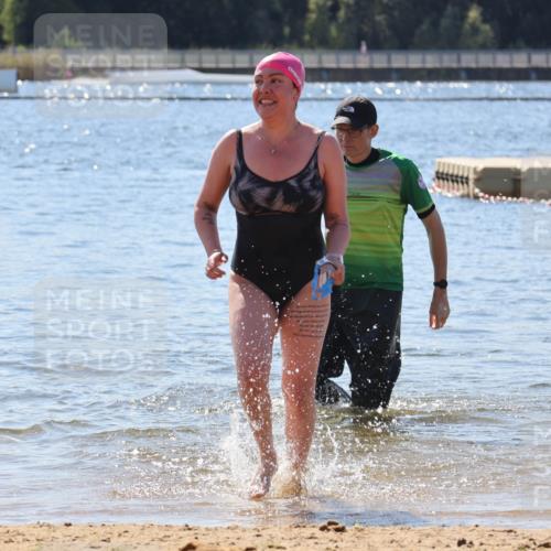 07.09.2025 - 19. Norderstedt Triathlon Luisa Fischer http://msf.ph/oto/8766863 07.09.2025 12:45:17 Schwimmen 354 meine-sportfotos.de