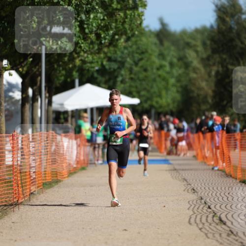 07.09.2025 - 19. Norderstedt Triathlon Michael Strokosch http://msf.ph/oto/8766886 07.09.2025 10:51:13 Laufen 80, 649, 663 meine-sportfotos.de