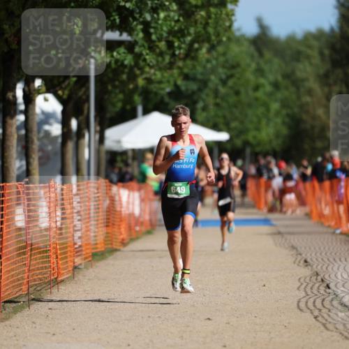 07.09.2025 - 19. Norderstedt Triathlon Michael Strokosch http://msf.ph/oto/8766892 07.09.2025 10:51:14 Laufen 68, 649, 663 meine-sportfotos.de