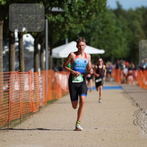 07.09.2025 - 19. Norderstedt Triathlon Michael Strokosch http://msf.ph/oto/8766898 07.09.2025 10:51:15 Laufen 68, 649, 663 meine-sportfotos.de