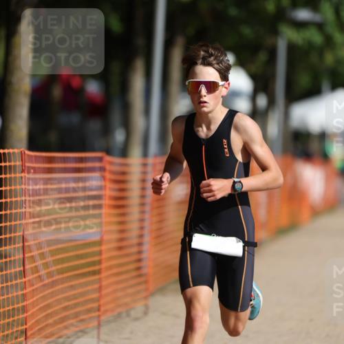 07.09.2025 - 19. Norderstedt Triathlon Michael Strokosch http://msf.ph/oto/8766934 07.09.2025 10:51:21 Laufen 68, 649 meine-sportfotos.de