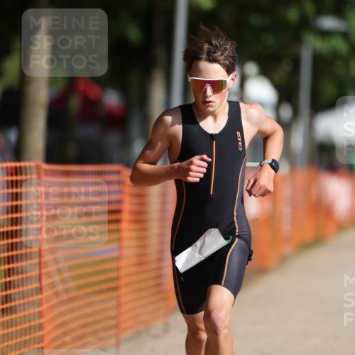 07.09.2025 - 19. Norderstedt Triathlon Michael Strokosch http://msf.ph/oto/8766936 07.09.2025 10:51:21 Laufen 68, 649 meine-sportfotos.de