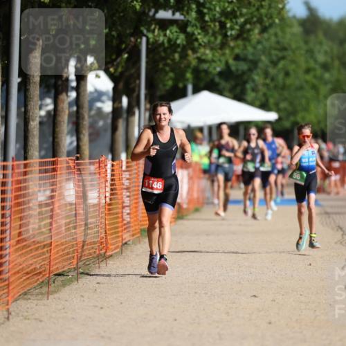 07.09.2025 - 19. Norderstedt Triathlon Michael Strokosch http://msf.ph/oto/8766956 07.09.2025 10:51:28 Laufen 56, 1146 meine-sportfotos.de