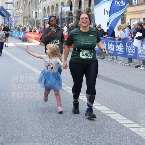 07.09.2025 - BARMER Alsterlauf Strokosch-Dieckow http://msf.ph/oto/8766992 07.09.2025 10:11:31 Ziel 2171, 2293, 2846, 2847, 3036, 3126, 3327, 3348, 3349, 3366, 3367, 3692, 3792, 4193, 4376, 4415, 4491, 4970, 5175, 5214, 5418, 5448, 5649, 5650, 5758, 5760, 5813, 5827, 5911, 6008, 6130, 6144, 6180, 8038, 8039, 8126, 8145 meine-sportfotos.de