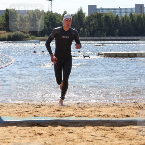 07.09.2025 - 19. Norderstedt Triathlon Luisa Fischer http://msf.ph/oto/8767007 07.09.2025 13:23:58 Schwimmen 392 meine-sportfotos.de