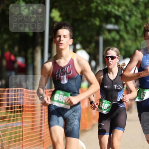 07.09.2025 - 19. Norderstedt Triathlon Michael Strokosch http://msf.ph/oto/8767008 07.09.2025 10:51:36 Laufen 56, 63, 66, 648, 673, 686, 1146 meine-sportfotos.de