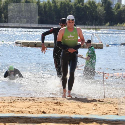 07.09.2025 - 19. Norderstedt Triathlon Luisa Fischer http://msf.ph/oto/8767061 07.09.2025 13:24:32 Schwimmen 999, 1003, 1007 meine-sportfotos.de
