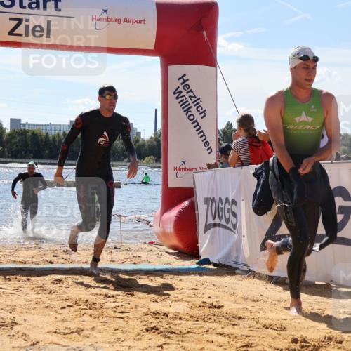 07.09.2025 - 19. Norderstedt Triathlon Luisa Fischer http://msf.ph/oto/8767087 07.09.2025 13:24:36 Schwimmen 997, 1003, 1007 meine-sportfotos.de