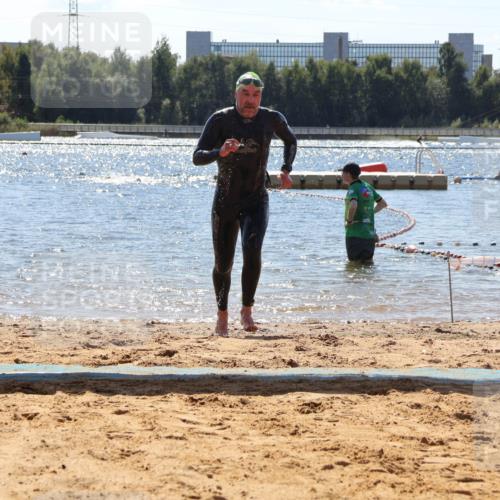 07.09.2025 - 19. Norderstedt Triathlon Luisa Fischer http://msf.ph/oto/8767095 07.09.2025 13:24:38 Schwimmen 997, 1003, 1007 meine-sportfotos.de