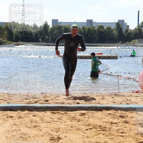 07.09.2025 - 19. Norderstedt Triathlon Luisa Fischer http://msf.ph/oto/8767098 07.09.2025 13:24:38 Schwimmen 997, 1003, 1007 meine-sportfotos.de