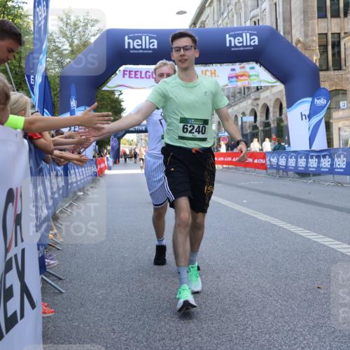 07.09.2025 - BARMER Alsterlauf Strokosch-Dieckow http://msf.ph/oto/8767120 07.09.2025 10:31:02 Ziel 2001, 2563, 4388, 5537, 5599 meine-sportfotos.de