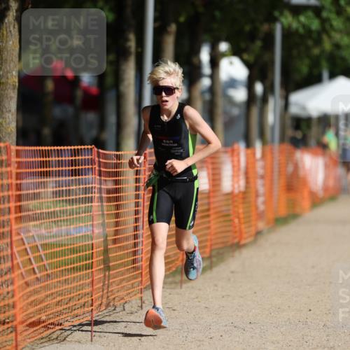 07.09.2025 - 19. Norderstedt Triathlon Michael Strokosch http://msf.ph/oto/8767131 07.09.2025 10:52:00 Laufen 112, 667 meine-sportfotos.de