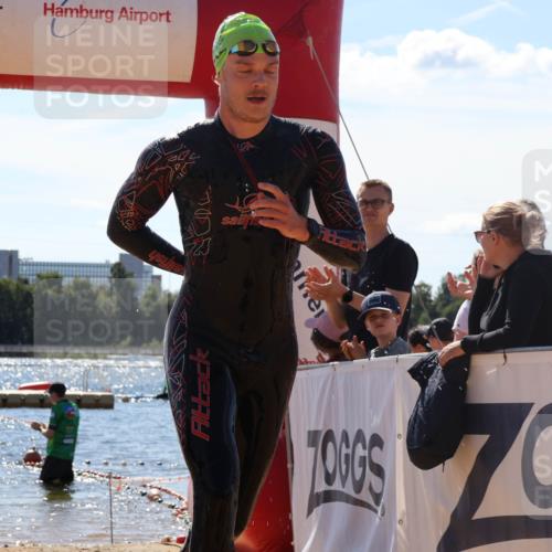 07.09.2025 - 19. Norderstedt Triathlon Luisa Fischer http://msf.ph/oto/8767190 07.09.2025 13:26:26 Schwimmen 1006, 1016 meine-sportfotos.de