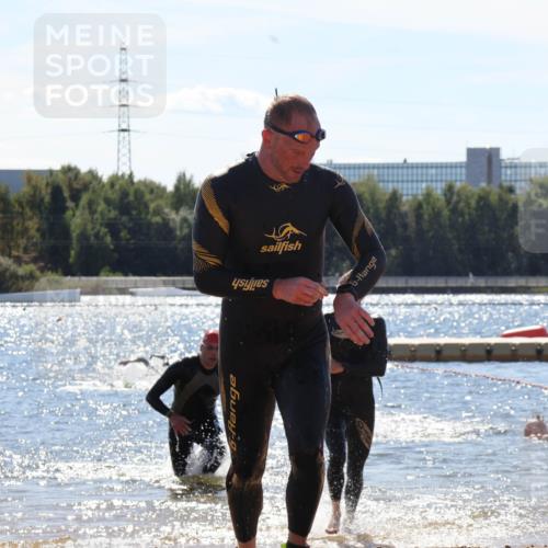 07.09.2025 - 19. Norderstedt Triathlon Luisa Fischer http://msf.ph/oto/8767202 07.09.2025 13:27:00 Schwimmen 394, 965, 1038 meine-sportfotos.de