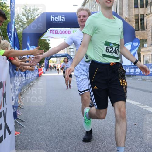 07.09.2025 - BARMER Alsterlauf Strokosch-Dieckow http://msf.ph/oto/8767211 07.09.2025 10:31:02 Ziel 2001, 2563, 4388, 5537, 5599 meine-sportfotos.de