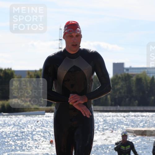 07.09.2025 - 19. Norderstedt Triathlon Luisa Fischer http://msf.ph/oto/8767219 07.09.2025 13:27:07 Schwimmen 394, 965, 1028 meine-sportfotos.de
