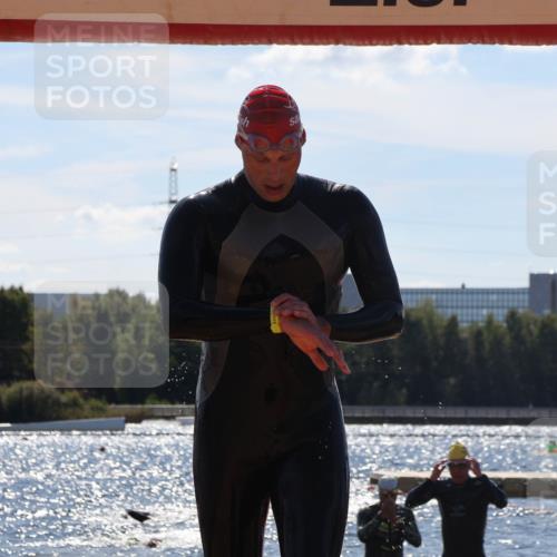 07.09.2025 - 19. Norderstedt Triathlon Luisa Fischer http://msf.ph/oto/8767221 07.09.2025 13:27:08 Schwimmen 394, 965, 1028, 1467 meine-sportfotos.de