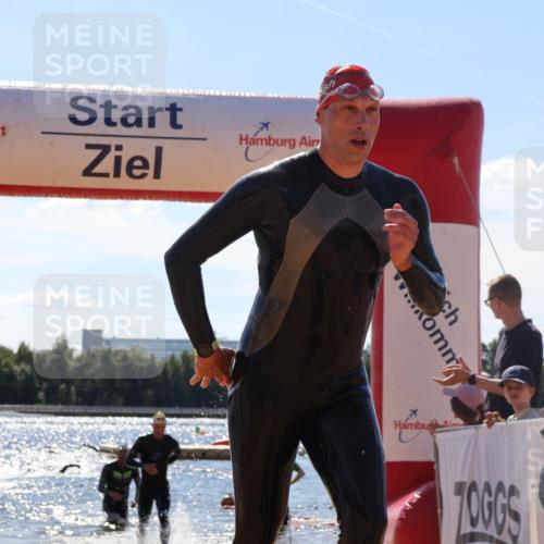 07.09.2025 - 19. Norderstedt Triathlon Luisa Fischer http://msf.ph/oto/8767227 07.09.2025 13:27:09 Schwimmen 394, 965, 1028, 1467 meine-sportfotos.de