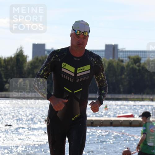 07.09.2025 - 19. Norderstedt Triathlon Luisa Fischer http://msf.ph/oto/8767239 07.09.2025 13:27:18 Schwimmen 960, 1028, 1467 meine-sportfotos.de