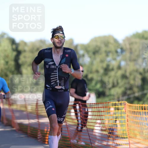 07.09.2025 - 19. Norderstedt Triathlon Michael Strokosch http://msf.ph/oto/8767244 07.09.2025 16:14:38 Laufen 425, 447, 527, 528, 538, 938, 1073, 1433 meine-sportfotos.de