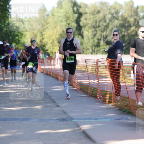 07.09.2025 - 19. Norderstedt Triathlon Michael Strokosch http://msf.ph/oto/8767275 07.09.2025 16:14:56 Laufen 479, 494, 1051, 1065, 1590 meine-sportfotos.de