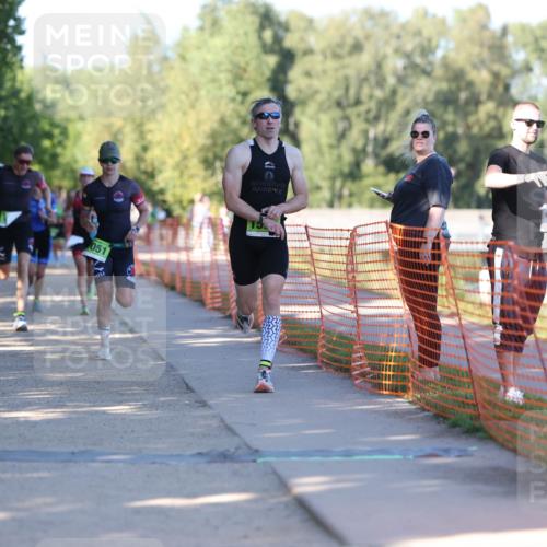 07.09.2025 - 19. Norderstedt Triathlon Michael Strokosch http://msf.ph/oto/8767276 07.09.2025 16:14:56 Laufen 479, 494, 1051, 1065, 1590 meine-sportfotos.de
