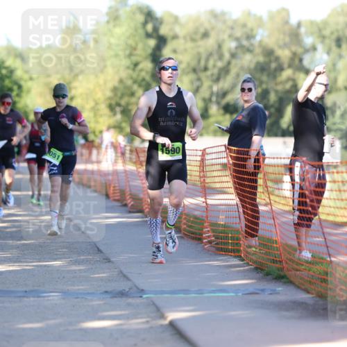07.09.2025 - 19. Norderstedt Triathlon Michael Strokosch http://msf.ph/oto/8767278 07.09.2025 16:14:57 Laufen 479, 494, 1051, 1065, 1590, 1600 meine-sportfotos.de