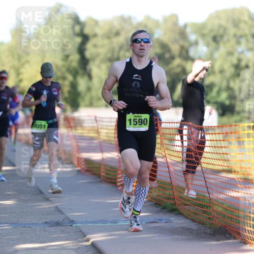 07.09.2025 - 19. Norderstedt Triathlon Michael Strokosch http://msf.ph/oto/8767285 07.09.2025 16:14:58 Laufen 479, 494, 1051, 1065, 1590, 1600 meine-sportfotos.de