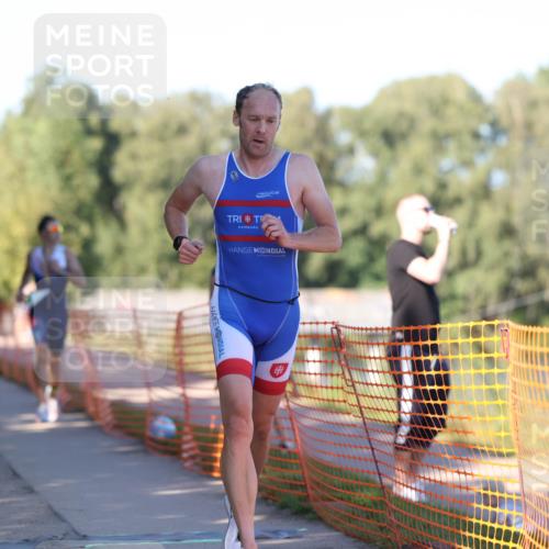 07.09.2025 - 19. Norderstedt Triathlon Michael Strokosch http://msf.ph/oto/8767308 07.09.2025 16:15:05 Laufen 479, 494, 536, 540, 1065, 1563, 1600 meine-sportfotos.de
