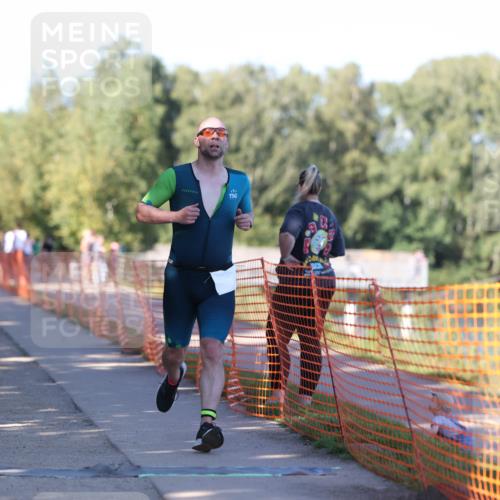 07.09.2025 - 19. Norderstedt Triathlon Michael Strokosch http://msf.ph/oto/8767325 07.09.2025 16:15:14 Laufen 530, 540, 1563 meine-sportfotos.de