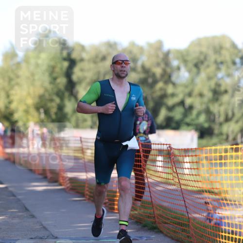 07.09.2025 - 19. Norderstedt Triathlon Michael Strokosch http://msf.ph/oto/8767328 07.09.2025 16:15:15 Laufen 530, 540 meine-sportfotos.de