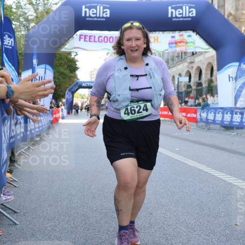 07.09.2025 - BARMER Alsterlauf Strokosch-Dieckow http://msf.ph/oto/8767332 07.09.2025 10:31:07 Ziel 2001, 5599 meine-sportfotos.de
