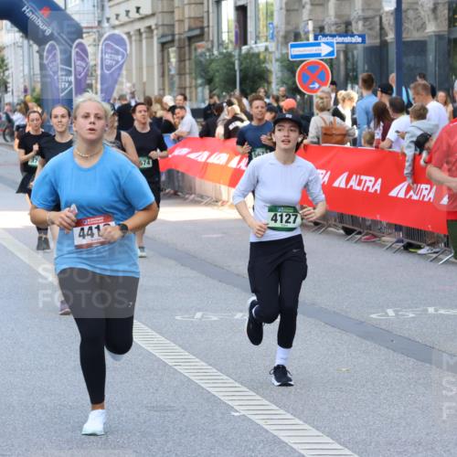 07.09.2025 - BARMER Alsterlauf Strokosch-Dieckow http://msf.ph/oto/8767342 07.09.2025 10:11:18 Ziel 2283, 2293, 2300, 2772, 2820, 2846, 2847, 2934, 3348, 3349, 3393, 3398, 3526, 3692, 3783, 3792, 3867, 4045, 4376, 4491, 5166, 5448, 5649, 5650, 5758, 5760, 6124, 6130, 6144, 6180, 8038, 8039, 8126, 8264 meine-sportfotos.de