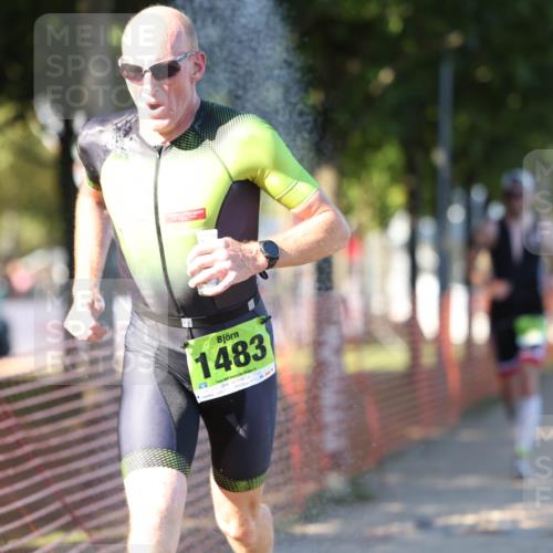 07.09.2025 - 19. Norderstedt Triathlon Michael Strokosch http://msf.ph/oto/8767345 07.09.2025 16:15:23 Laufen 550, 1430 meine-sportfotos.de